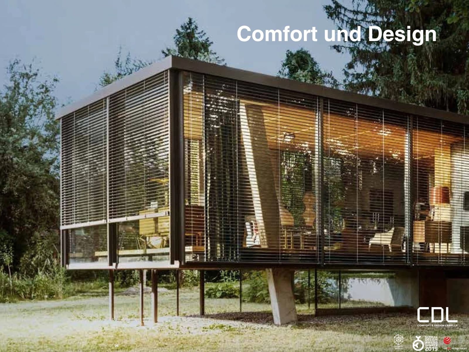 ROMA Raffstoren an moderner Fassade – Tageslichtlenkung und Sonnenschutz im 4:3-Format