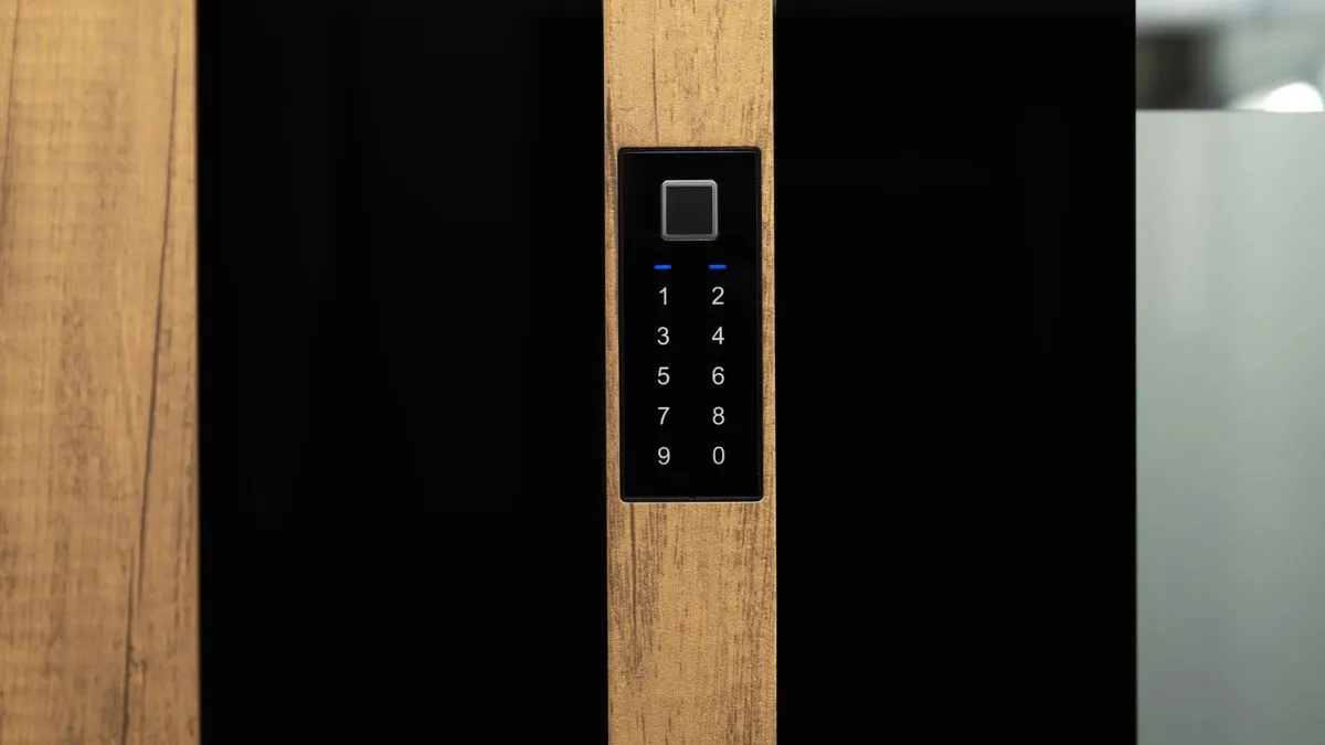 InoSmart Zutrittssystem an Inotherm Haustür in Düren