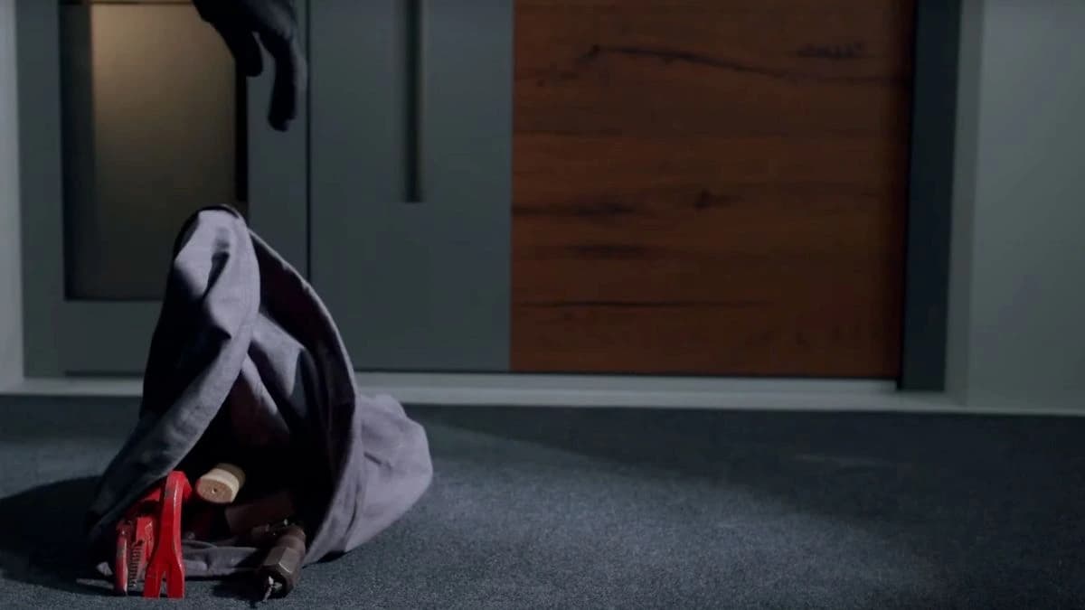 Sicherheitsverriegelung und Schloss – Inotherm Haustür